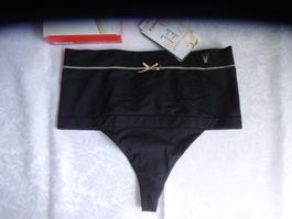 Hipster String von Triumph Gr. M, schwarz **NEU**