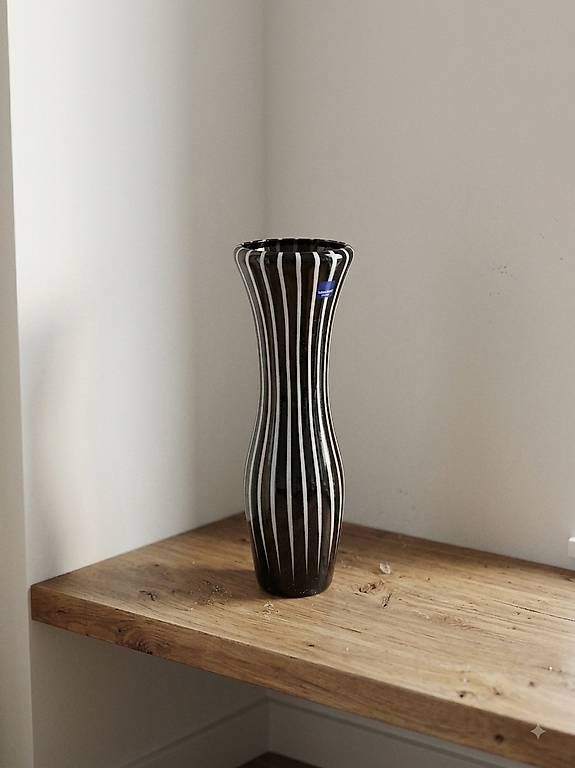 Vase & Récipients: Vase black/white – D'occasion à Zürich par bar_nm8c