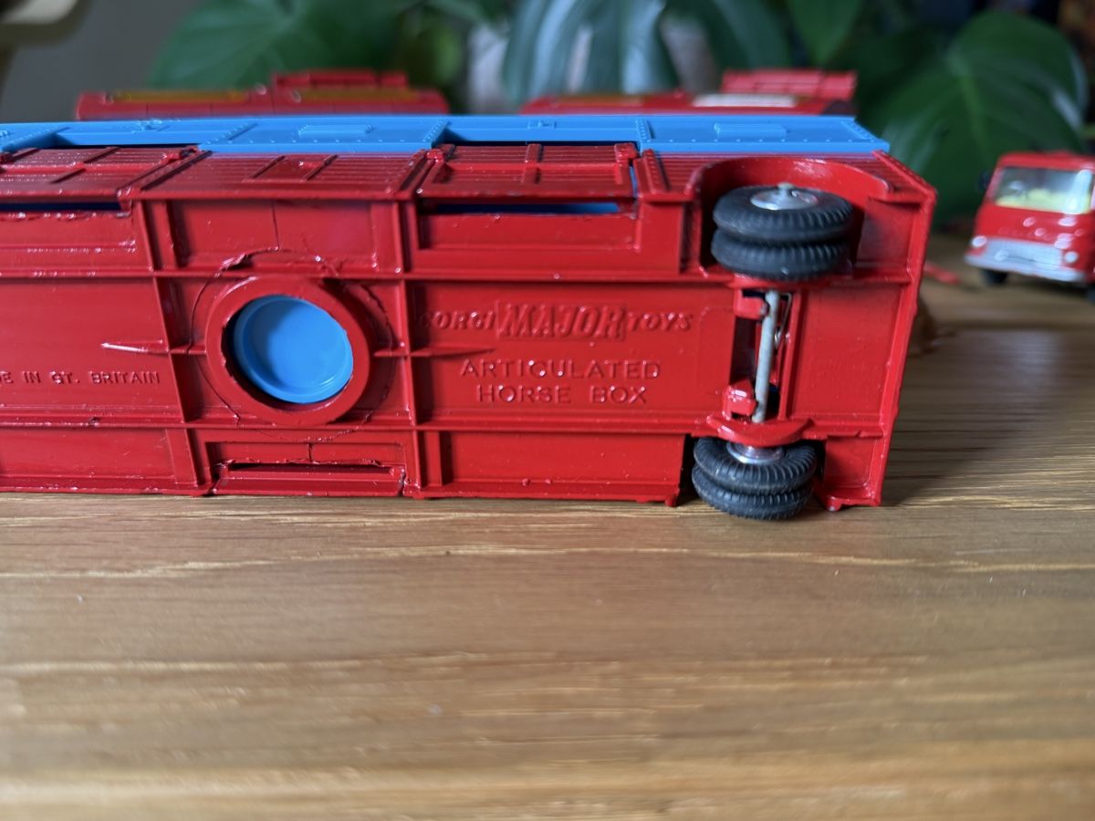Corgi Toys Modellini d'auto: Corgi Major Toys 1123 Chipperfields circus – Usato da Strengelbach venduto da shihtzuliving_22 6