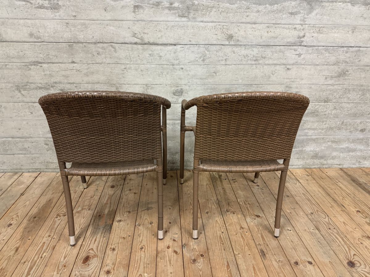 Set di tavolo e panche: Bistro Tisch mit zwei Stühlen – Usato da Münchenstein venduto da Eclipse6 4