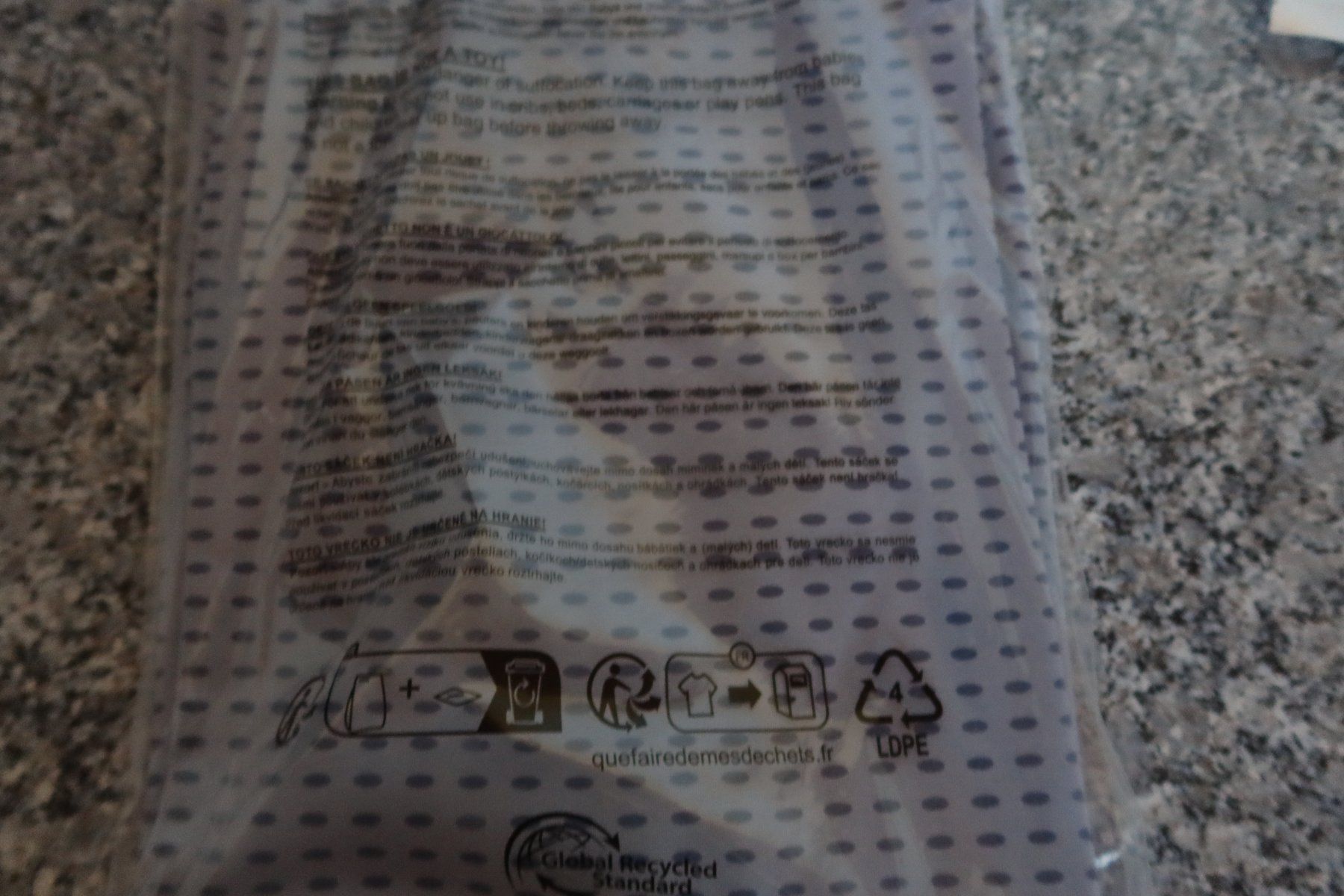 T-Shirts: Damenshirt – Neu und originalverpackt aus Täuffelen von Cindybussy 2