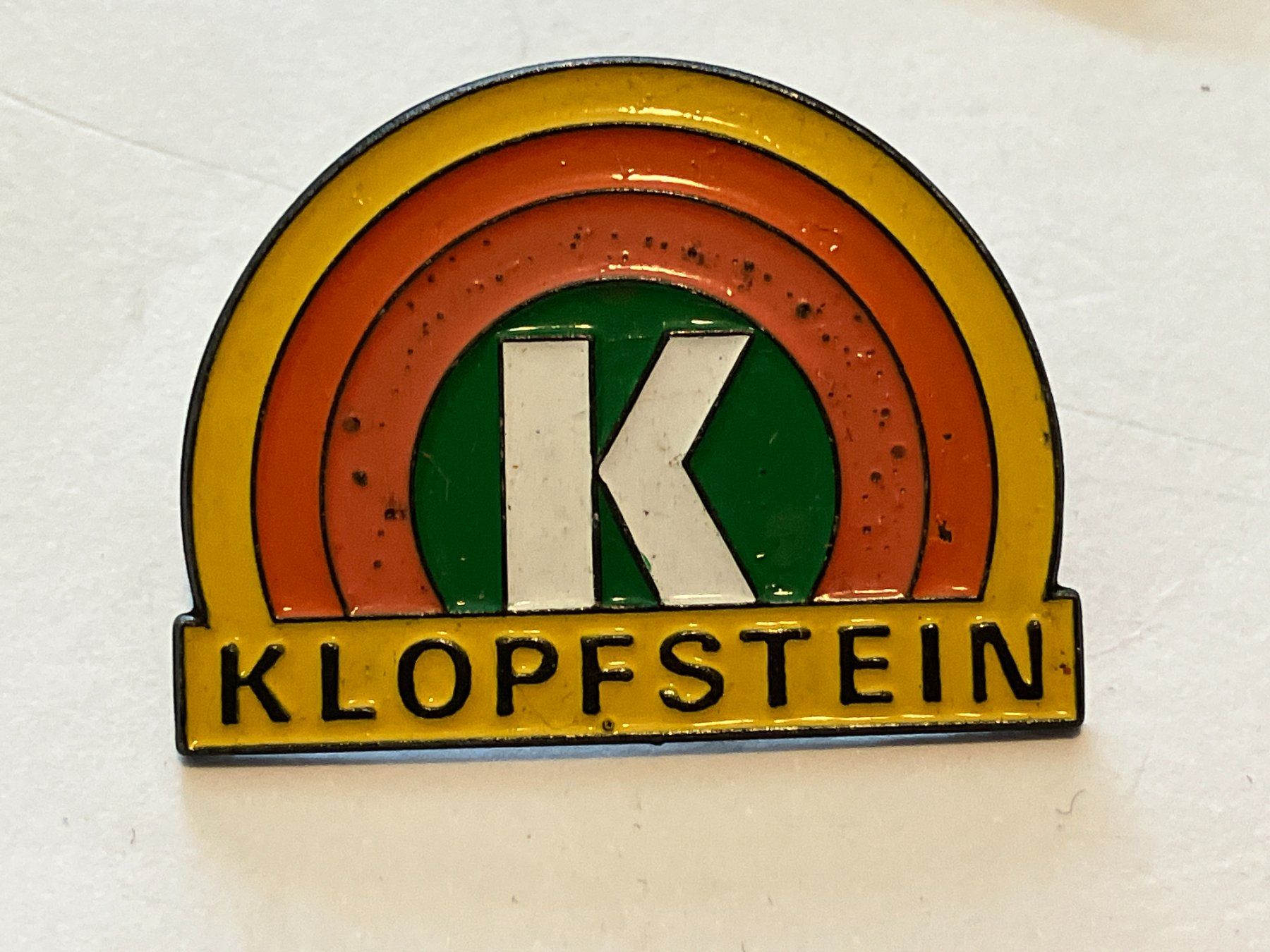 Placchette & Badge: 1 Pin Klopfstein – Usato da Basel venduto da djwwpp