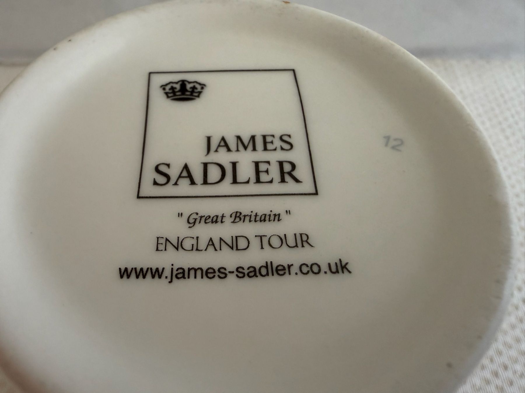 Tazze: James Sadler - Mug - tasse – Usato da Sion venduto da accroshoes 6