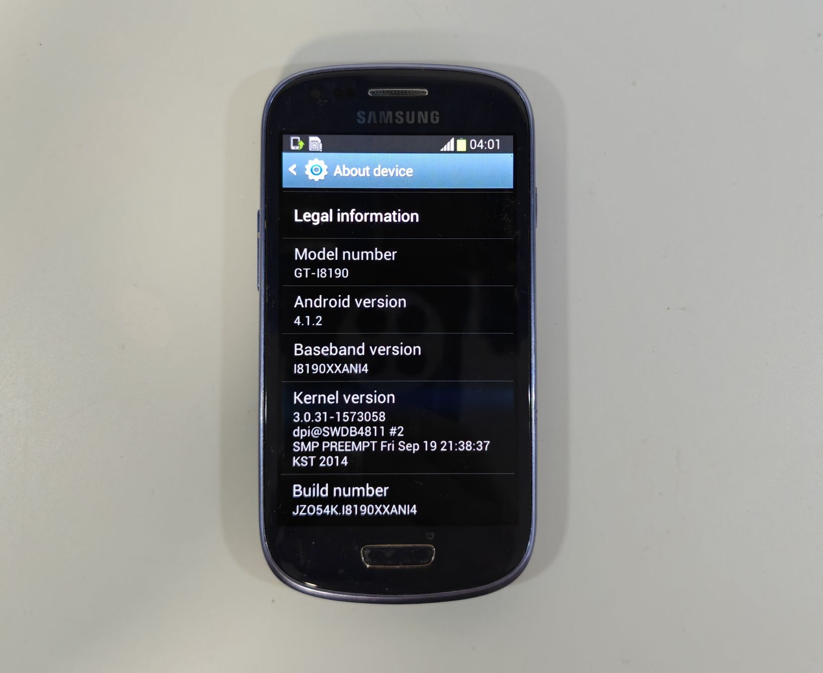 Samsung Telefoni cellulari / Smartphones: Samsung Galaxy S3 Mini – Usato da Ehrendingen venduto da Rocky985 1