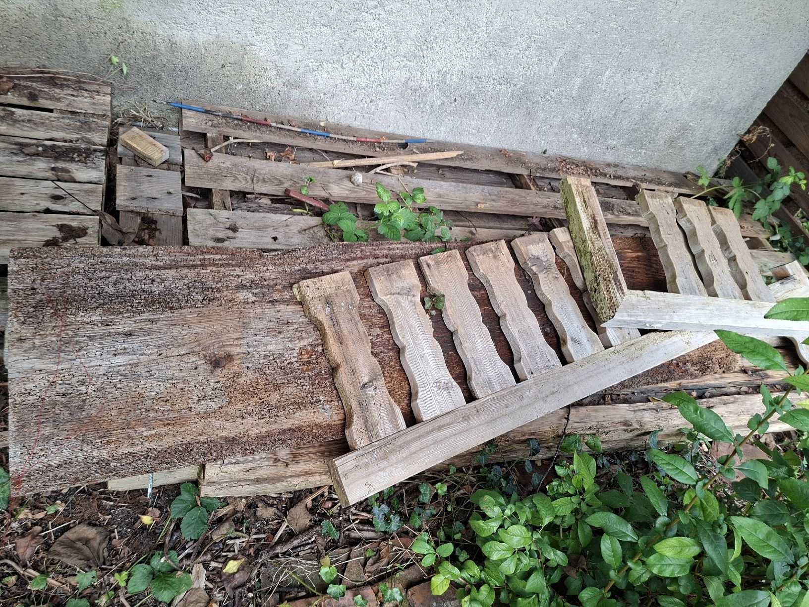 Articles en bois: Holz – D'occasion à Gsteigwiler par Marqui 2