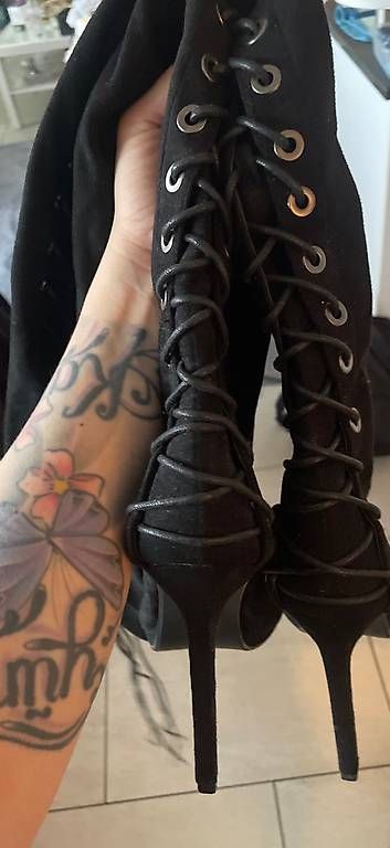 Scarpe da donna: Overknees Neu Gr. 39 – Nuovo e nell'imballaggio originale da Niederhasli venduto da sev_d7hq 2