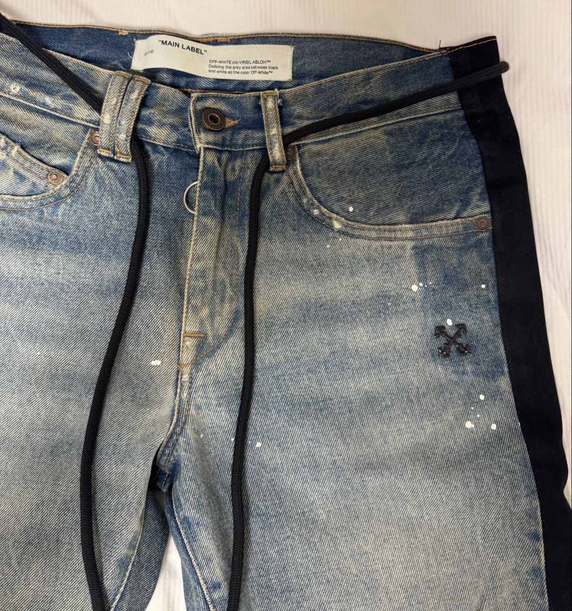 Off-White Jeans: Off-white Jeans – Usato da Würenlos venduto da sain11 1