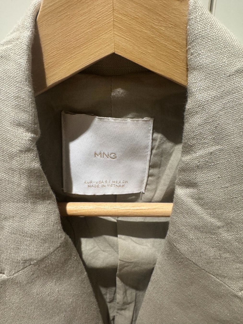 Mango Giacche: Elegant Mango Linen Blazer - S – Nuovo (secondo la descrizione) da Zürich venduto da ped_8gnn 1