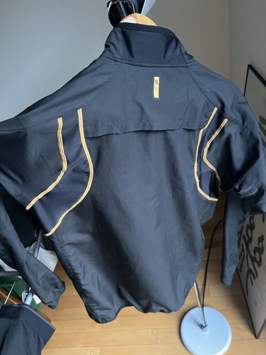 Giacche: Asics Jacke – Usato da Zürich venduto da bru12 2