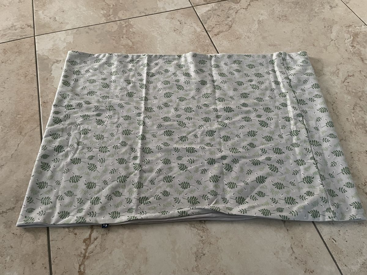 Foulards, Tücher & Schals: Alvi Stillschal – Gebraucht aus Lalden von schwenschon