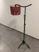 Stehlampe Metall schwarz, höhenverstellbar, Schirm abnehmbar