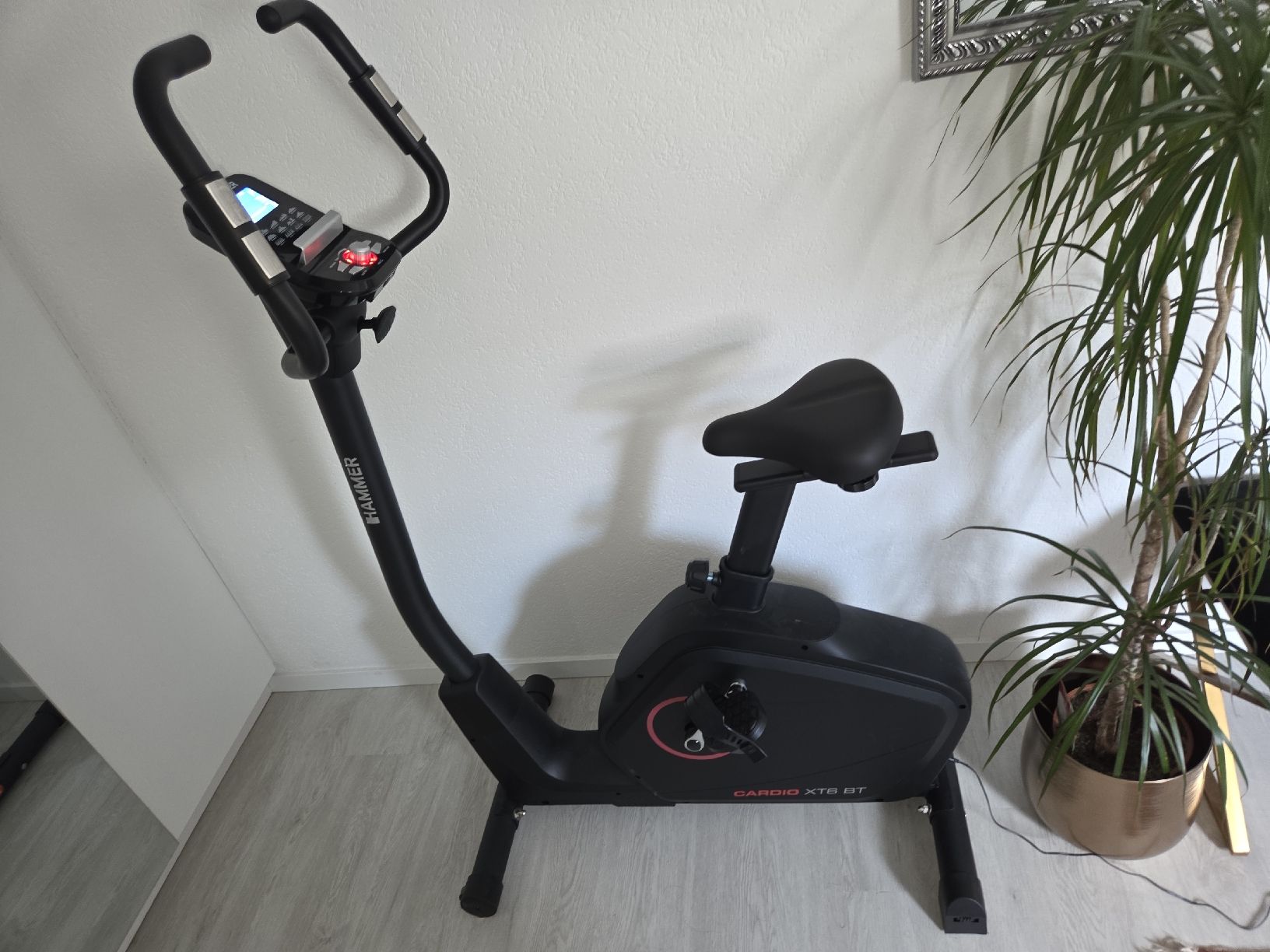 Hometrainer: Heimtrainer HAMMER Cardio XT6 BT neuwertig – Usato da Othmarsingen venduto da Sumeja