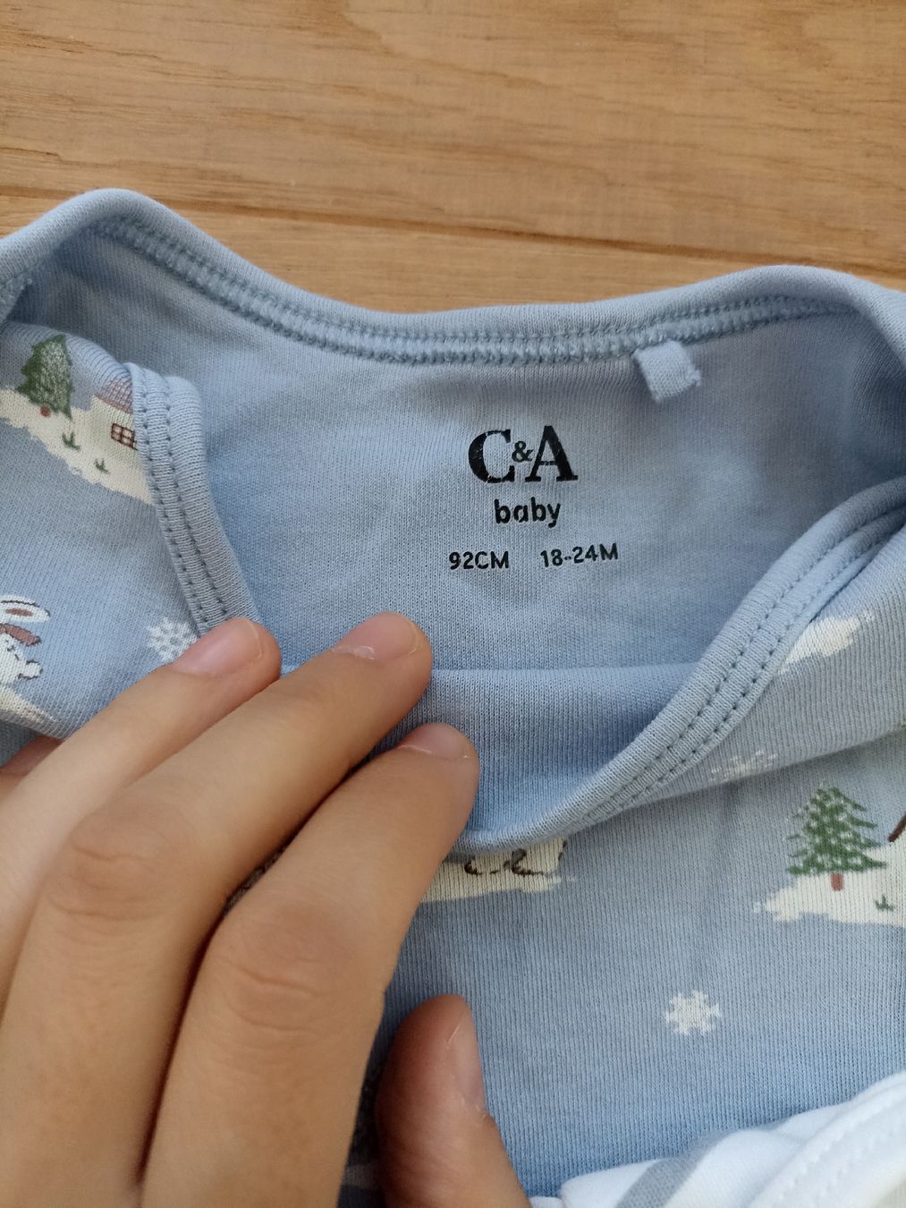 C&A Lotti & Set di vestiti: 2 Langarm Bodies Gr. 86-92 winter  – Usato da Thalwil venduto da Fdoamaral 4