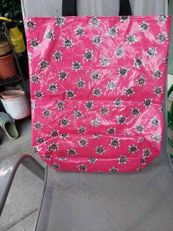 Tasche pink mit Edelweiss Muster neu