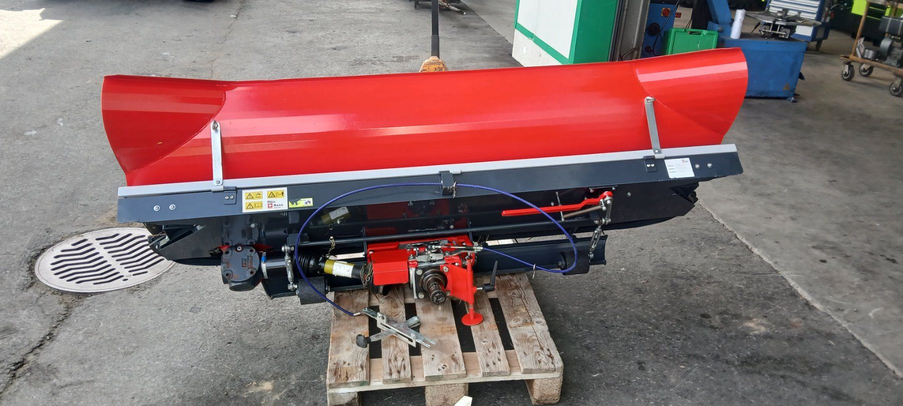 Alle Maschinen: HillRake GT200 – Gebraucht aus Rothenthurm von biberegger 2