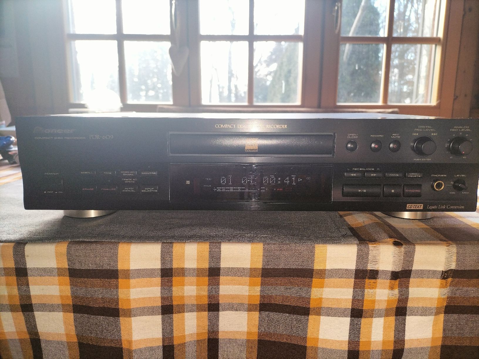 Pioneer Registratori: CD-RECORDER PIONEER PDR -609+ FB, +BA – Usato da Lamboing venduto da Pyewacket19001