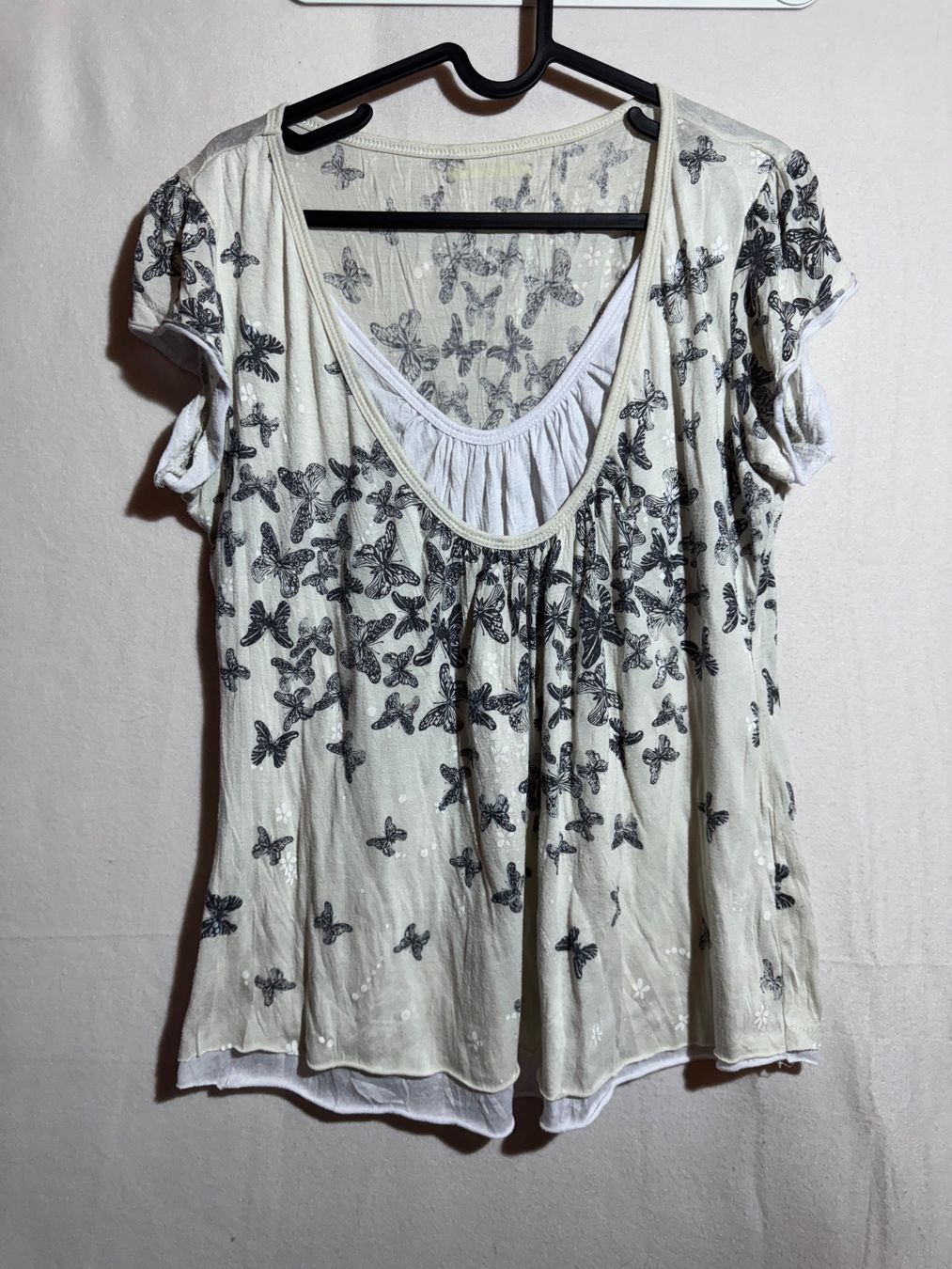 Camicette: Oberteil Bluse mit Schmetterlingen Gr. L/XL – Usato da Grosswangen venduto da SALE_SALE_SALE