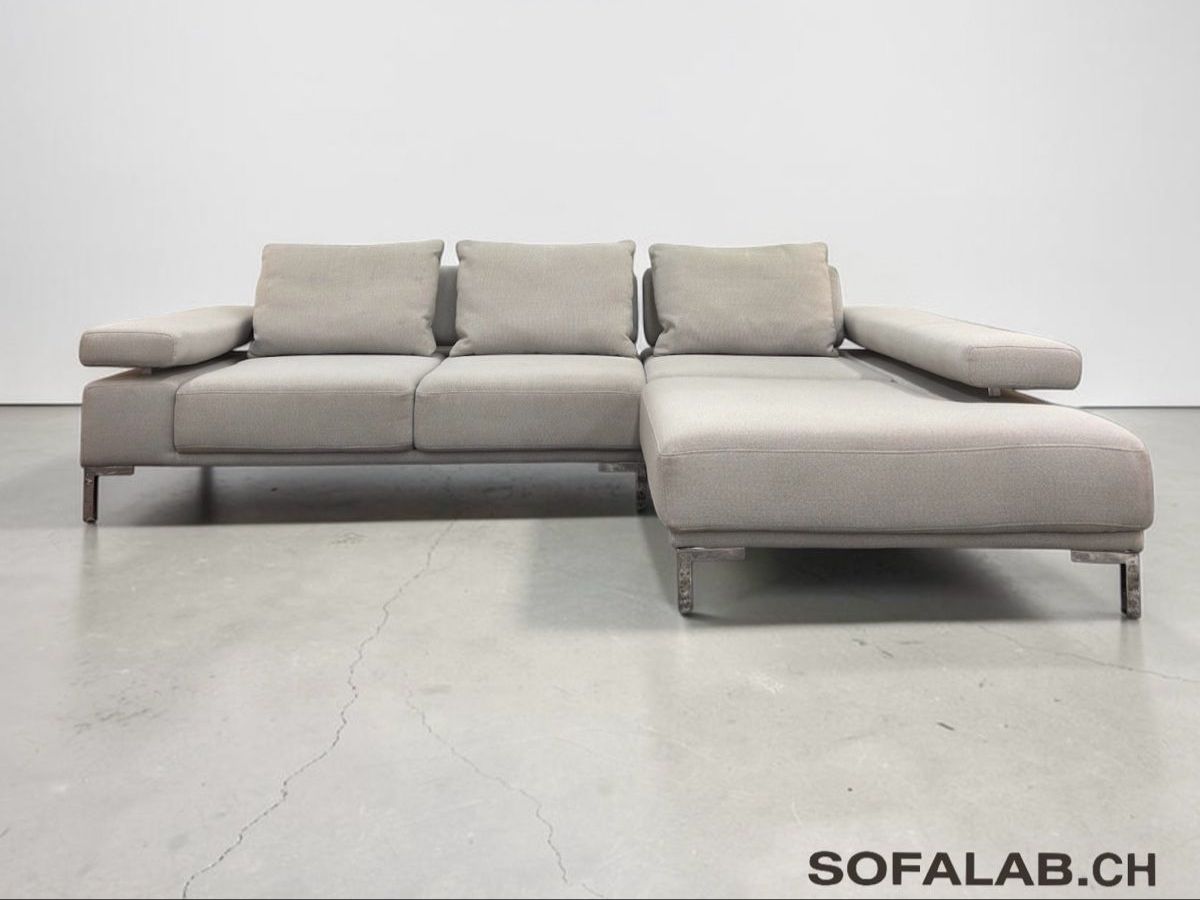 Pfister Sofas: Pfister Designer Jess Ecksofa mit Longchair, HellGrau – D'occasion à Fehraltorf par Sofalab.swiss