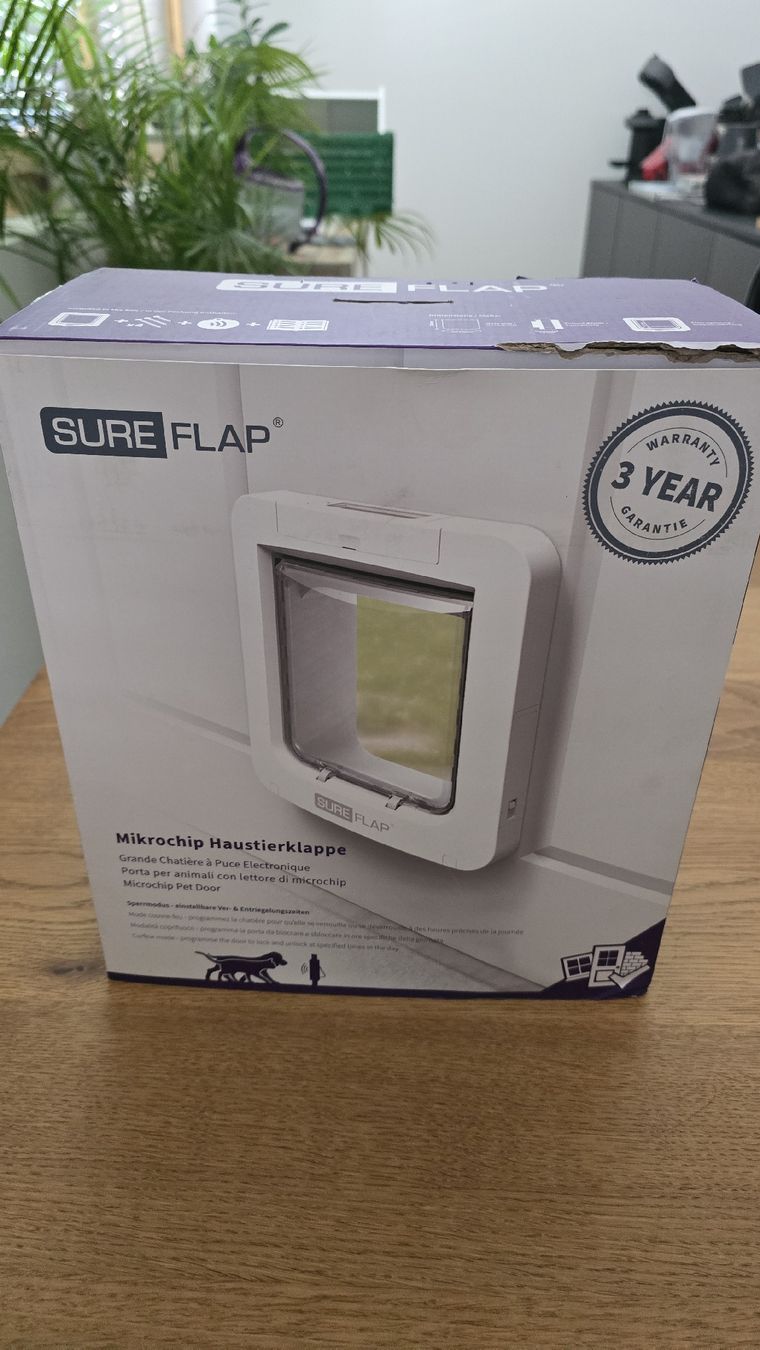 Gattaiole: Sure Flap Mikrochip Haustierklappe  – Usato da Weissbad venduto da Mc_Red