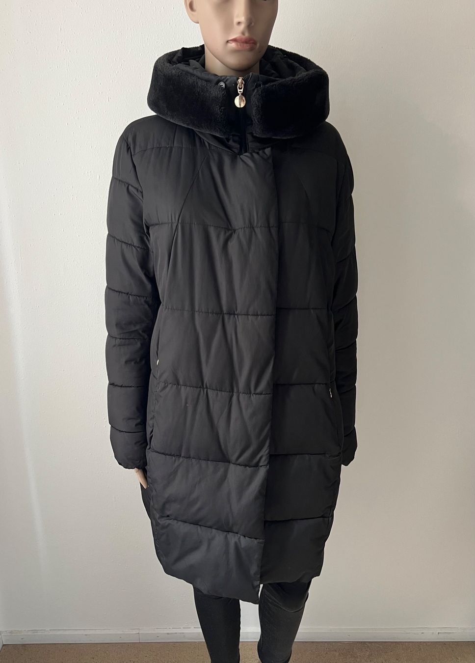 Cappotti: CORTINA Mantel 🖤 – Usato da zürich venduto da vintage12 1
