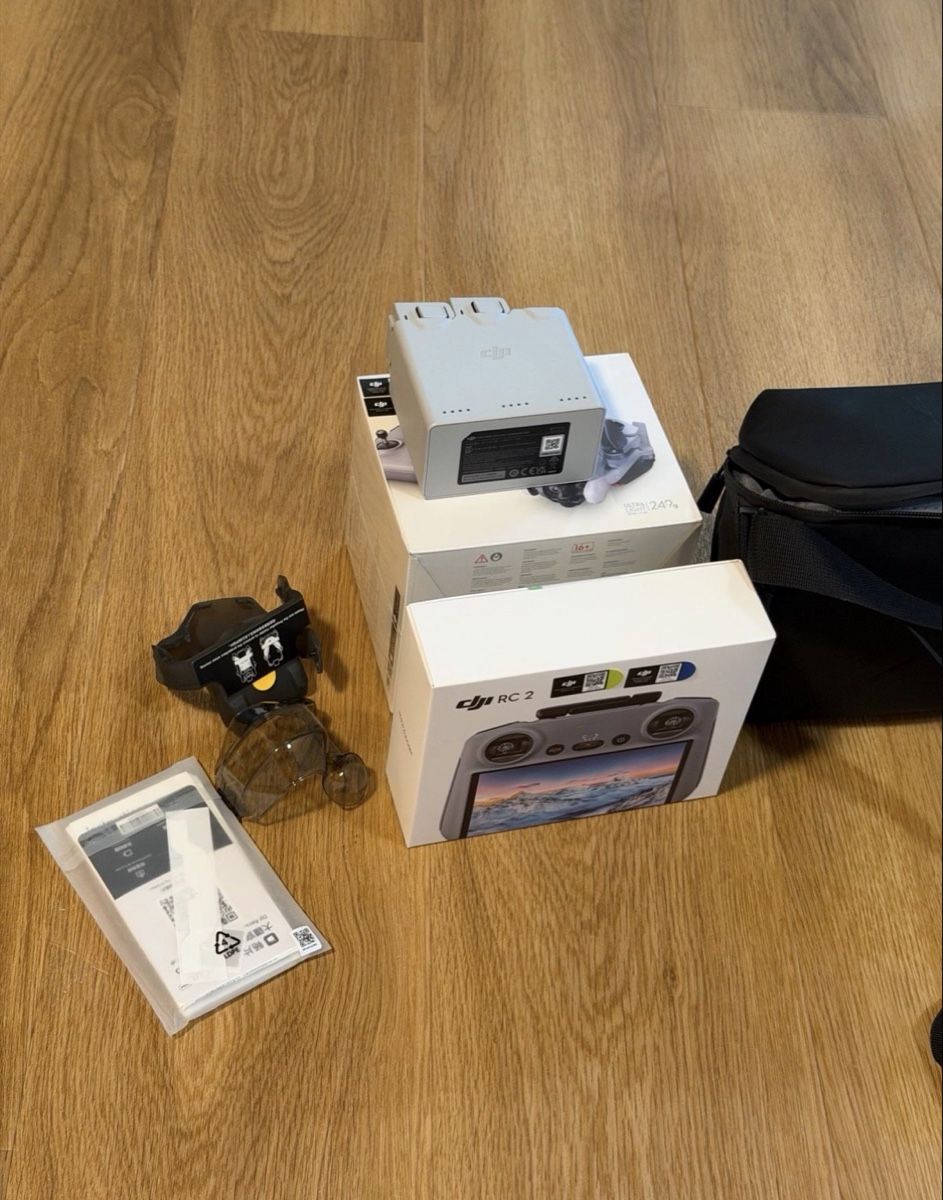 DJI Camcorder: Dji mini 4 Pro Fly More Combo – Neu und originalverpackt aus Flawil von mar_vw2r