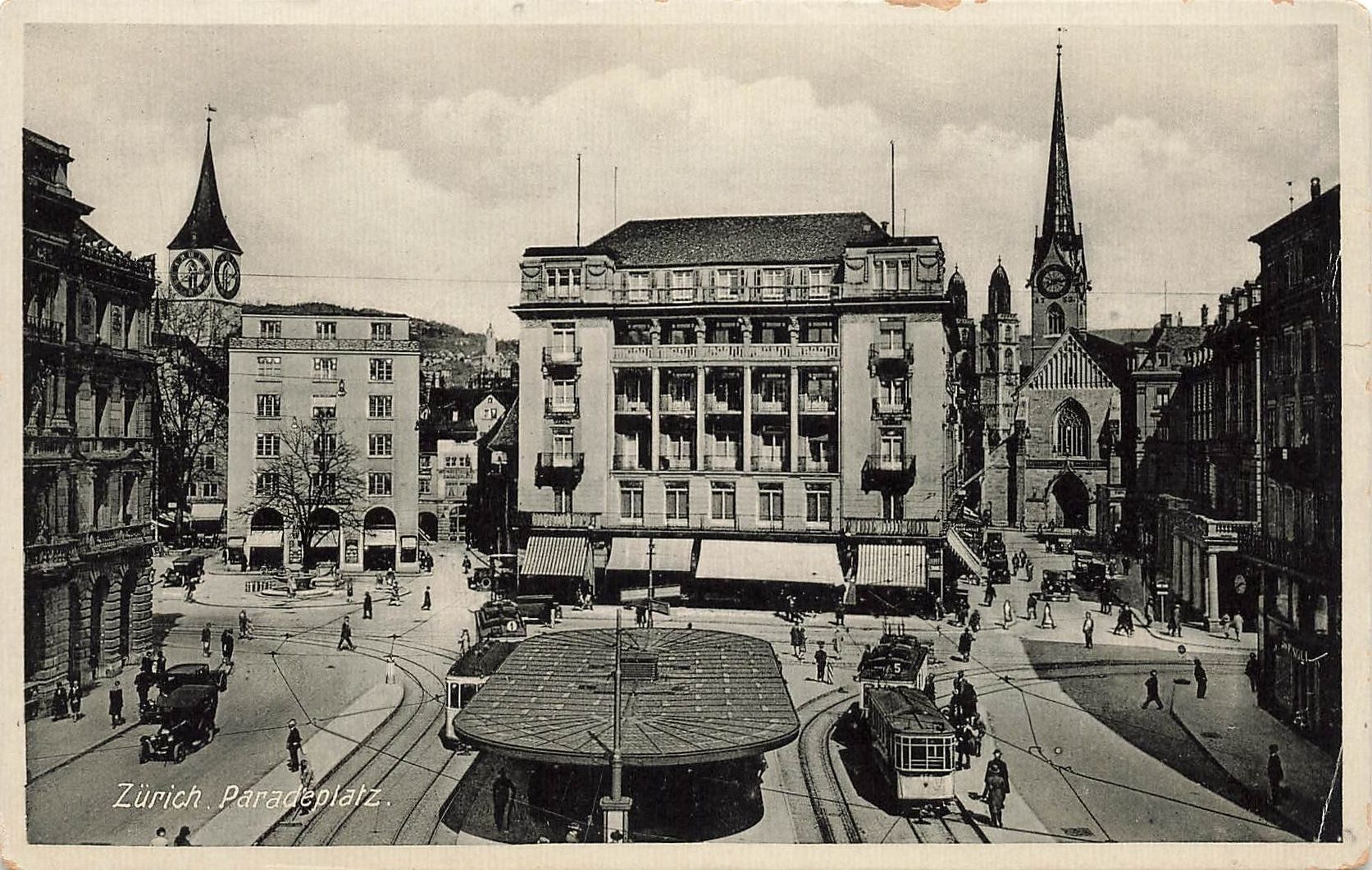 Cartoline postali: Zürich Paradeplatz mit Trams – Usato da Schwyz venduto da Seffi56