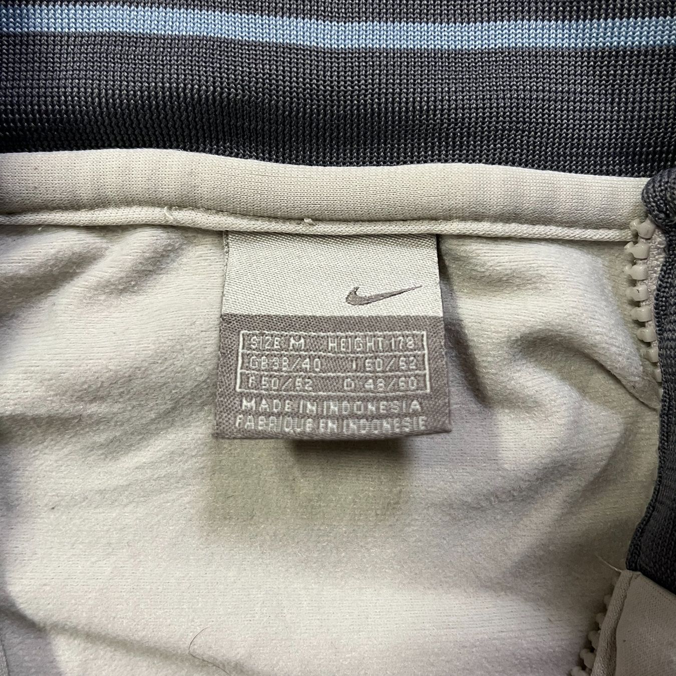 Nike Giacche: Vintage Nike Zipped Jacket (M) – Usato da Chamoson venduto da Sapoloshop 3