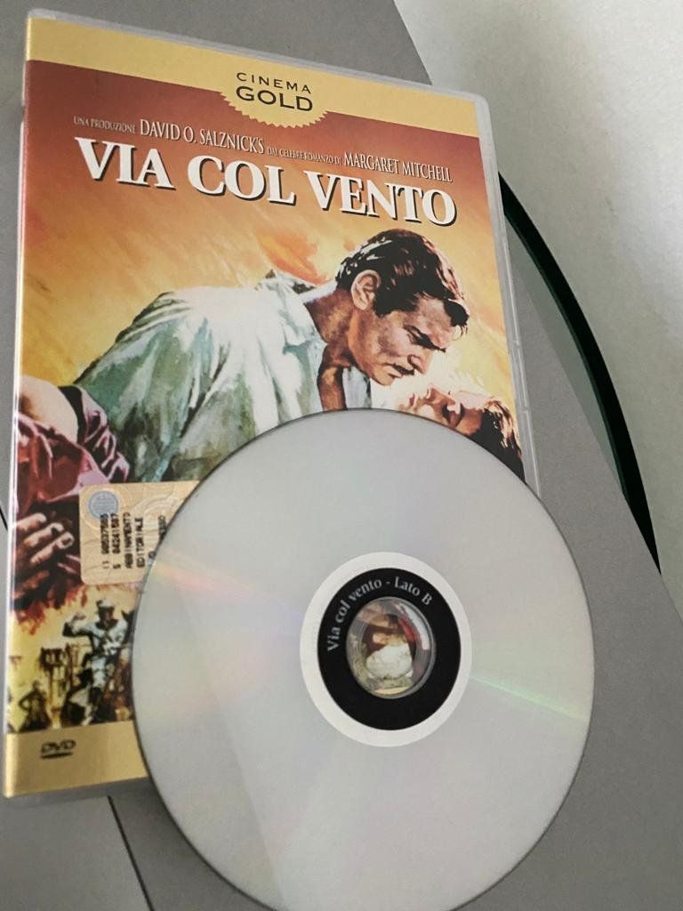 Tutti i DVDs: Via col vento DVD – Usato da Zürich venduto da Niro0405
