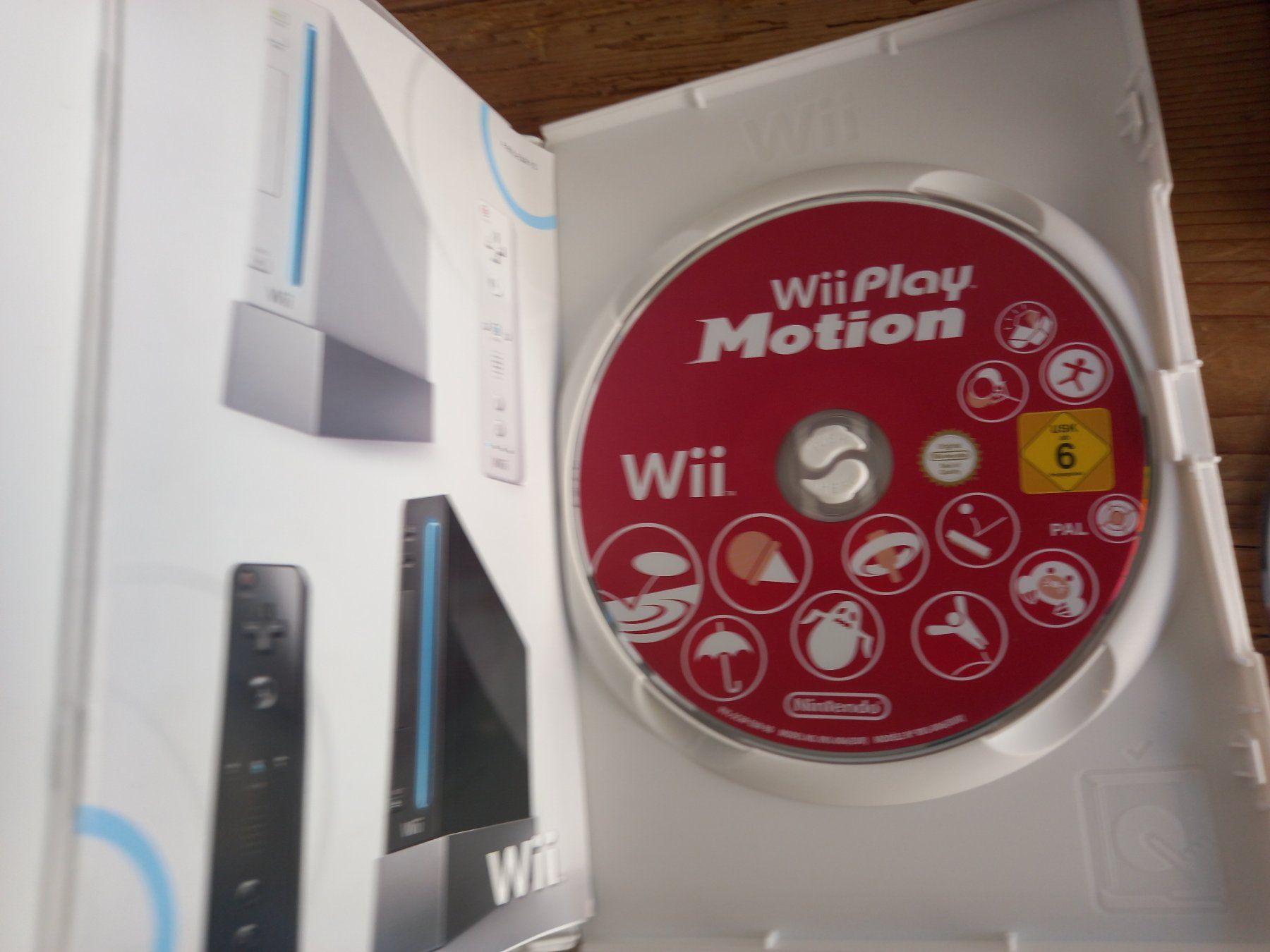 Nintendo Console: Nintendo Wii Konsol mit Mario Kart – Usato da Prez-vers-Siviriez venduto da Monija70 6