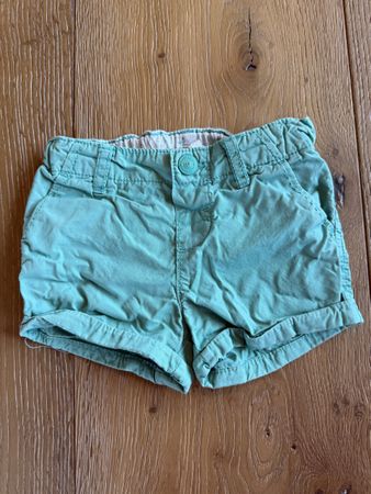 Kurze Hose grün Grösse 74
