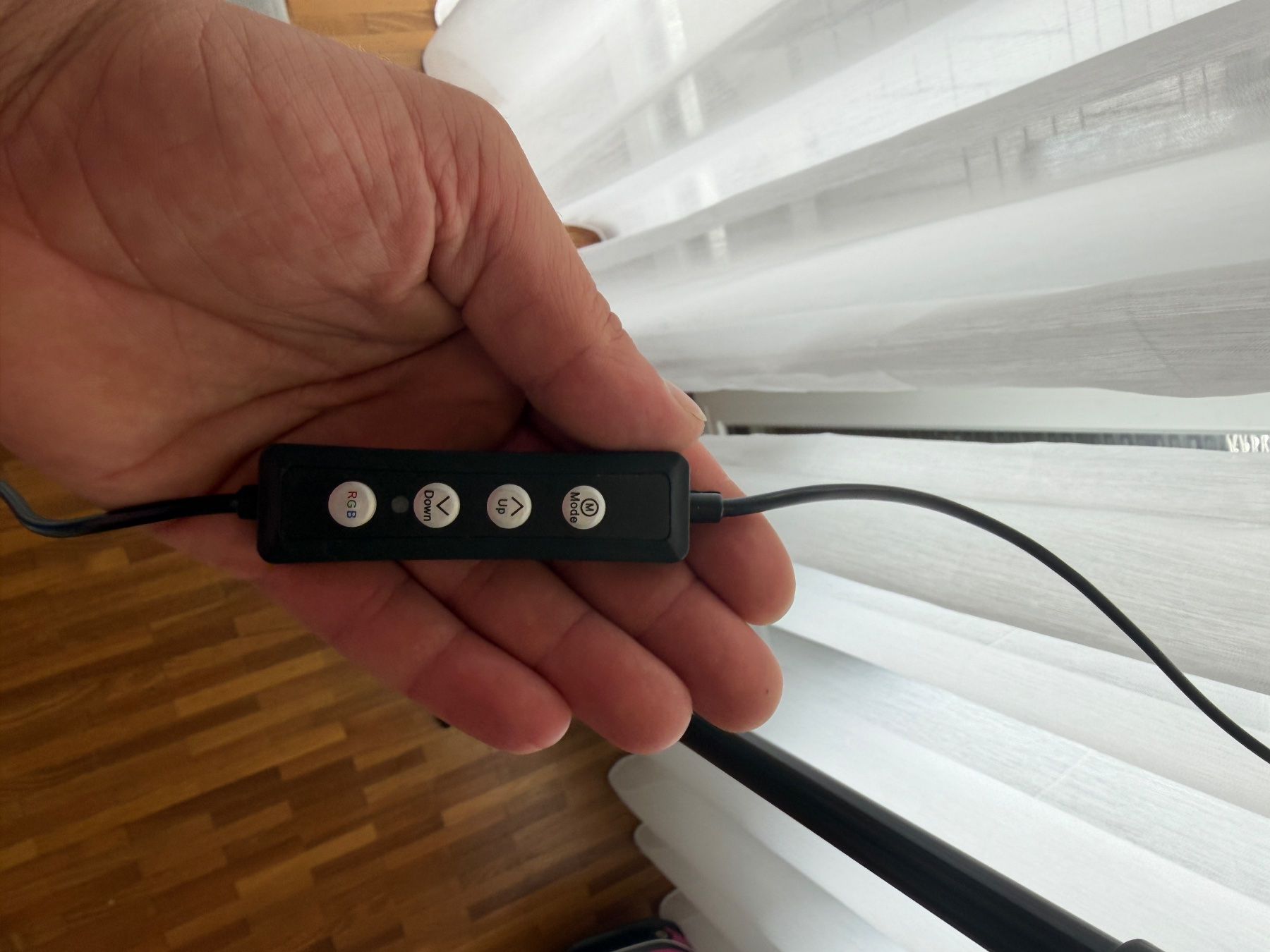 Lampade: Ringlicht RGB LED mit Smartphone Halterung neu – Usato da Winterthur venduto da dri_d8bb 7
