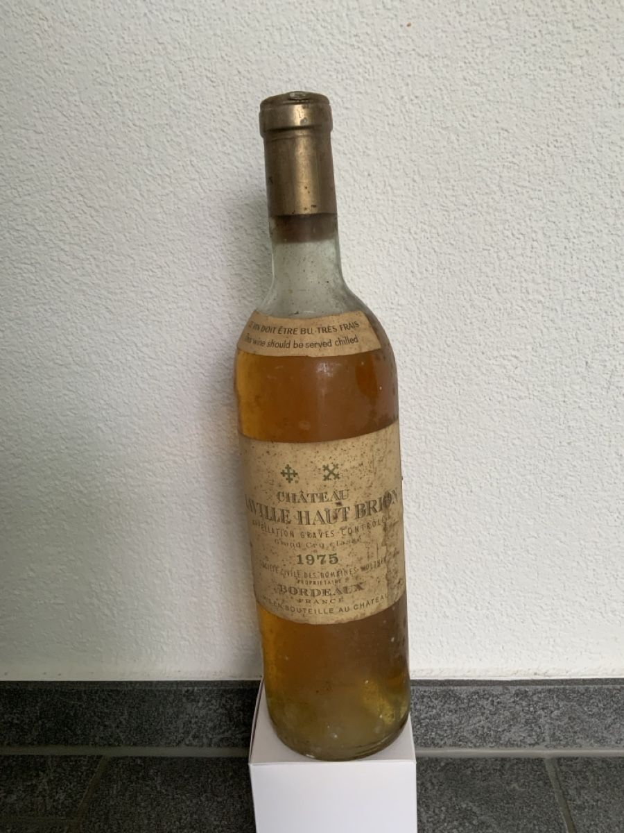 Haut-Brion Wein: Château Laville Haut Brion 1975 – Neu (gemäss Beschreibung) aus Magden von Jackevaro