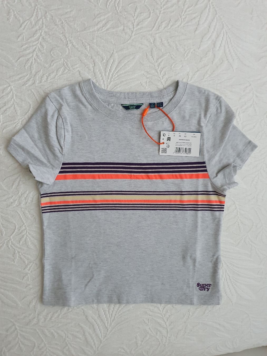 Superdry Camicette, T-shirt & Top: T-Shirt "SuperDry" – Nuovo e nell'imballaggio originale da Fraubrunnen venduto da 8calliope8