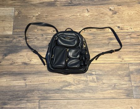 Kleiner Guess Rucksack