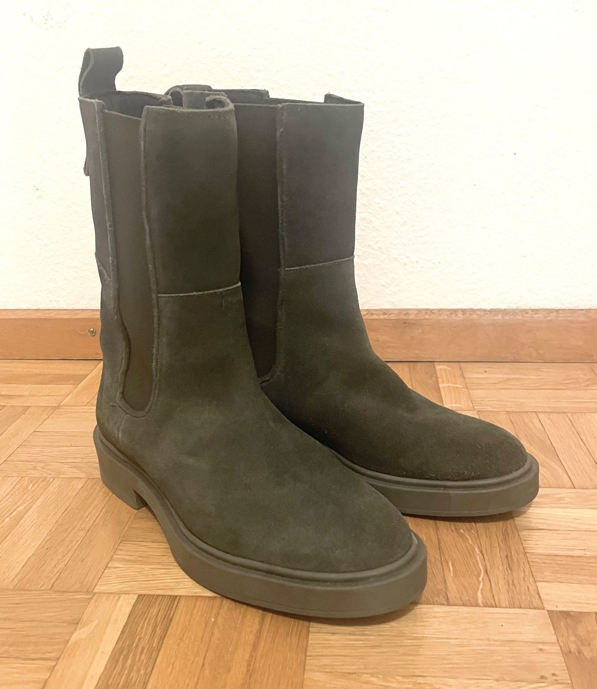 Damenschuhe: Stiefel – Gebraucht aus Horn von Jronimo