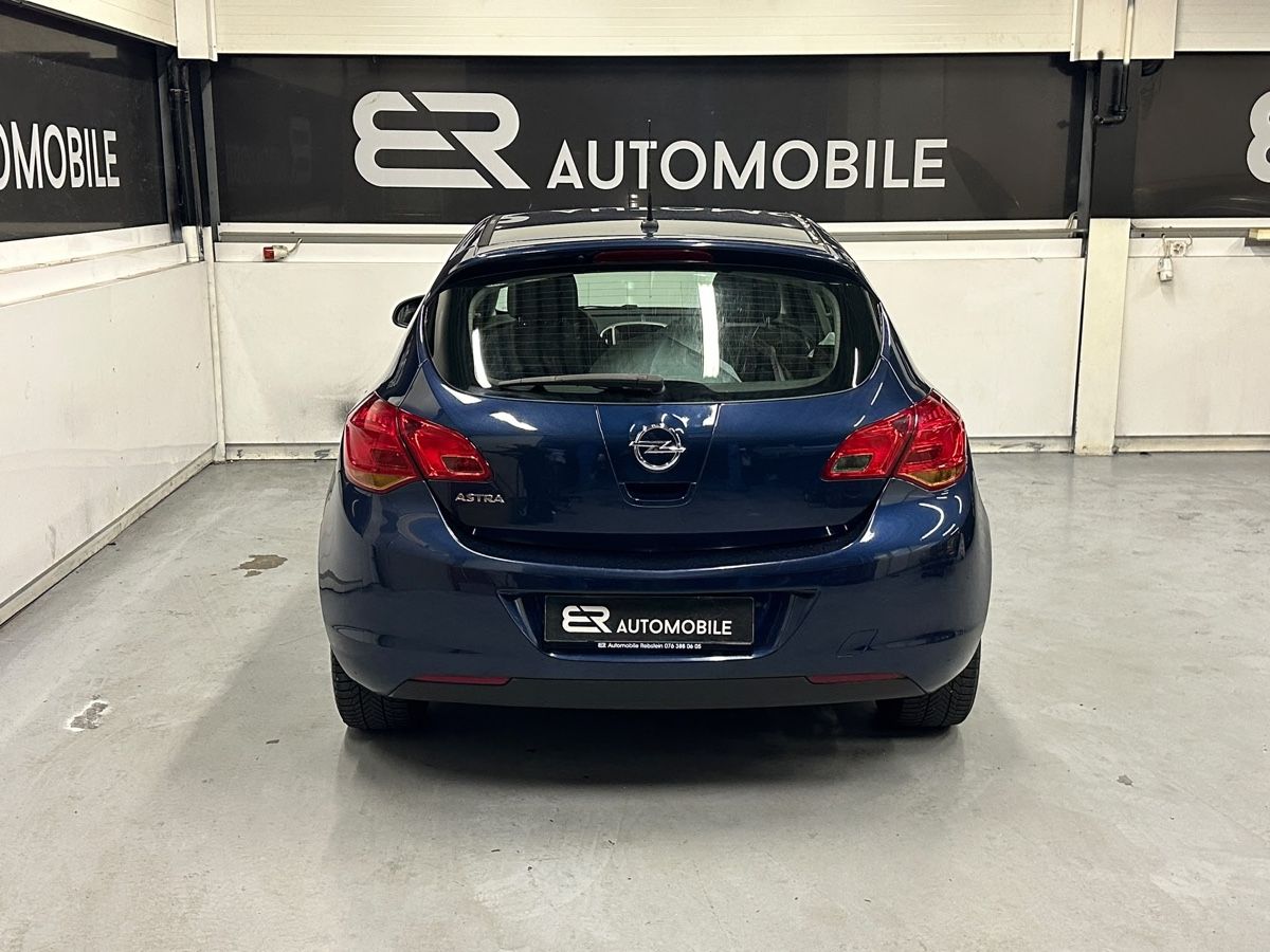 Opel Autos: Opel Astra J 16 – Gebraucht aus St. Margrethen SG von ERA1 3