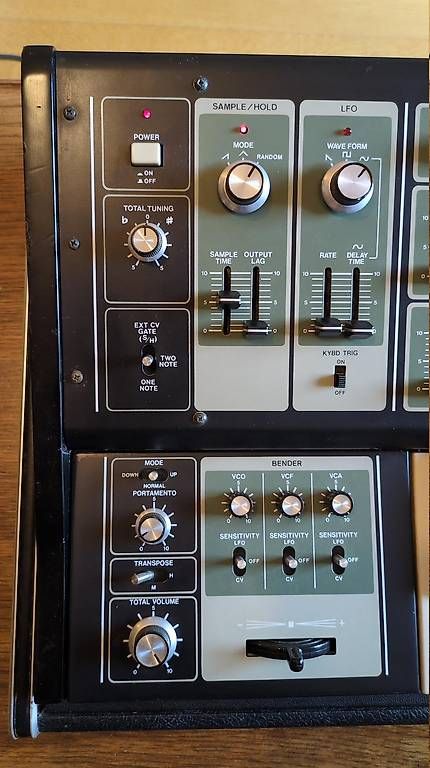 Roland Musikinstrumente: Roland SH-7 – Gebraucht aus Vevey von OddEcho 1