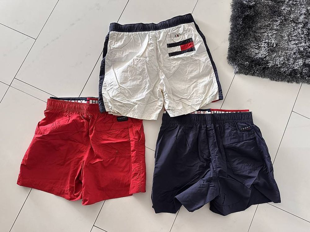 3x Tommy Hilfiger Badeshorts (neu) Gr. M 3