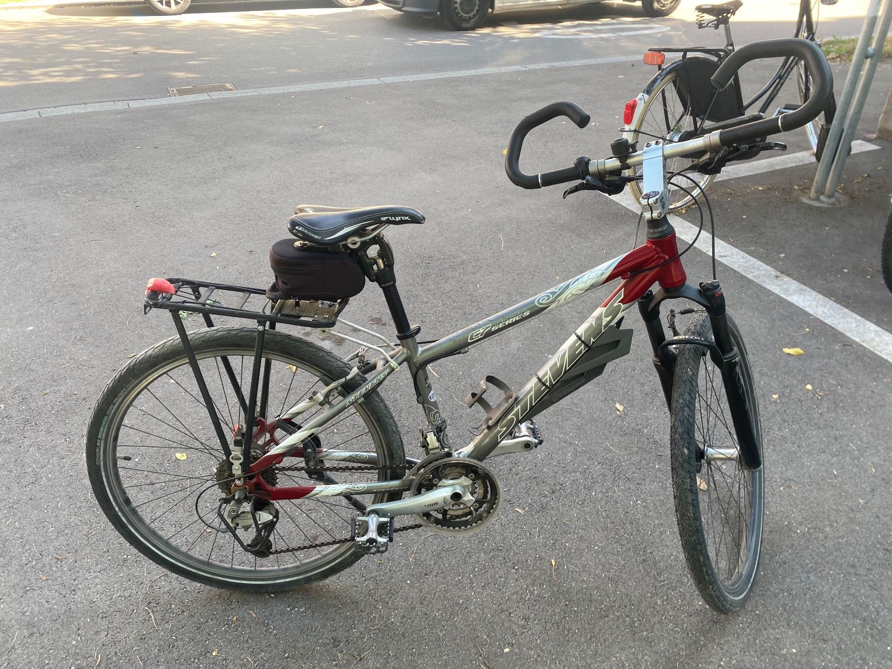 Velos: Gut erhaltenes Mountainbike von Swiss, sofort fahrbereit! – Gebraucht aus Zürich von 888simon888 1