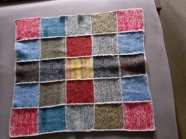 Gestrickte Plätzlidecke