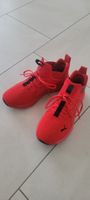 Puma Herrenschuhe Grösse 43, Rot - Bequem und Stilvoll!