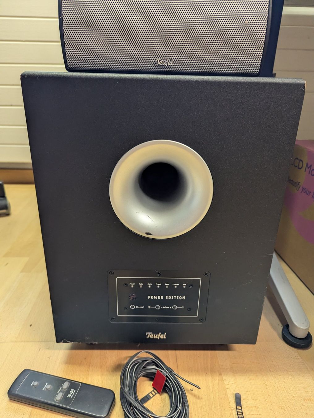 Teufel Heimkino: Teufel Concept E Magnum Power Edition 5.1 schwarz – Gebraucht aus Schaffhausen von mikerofone
