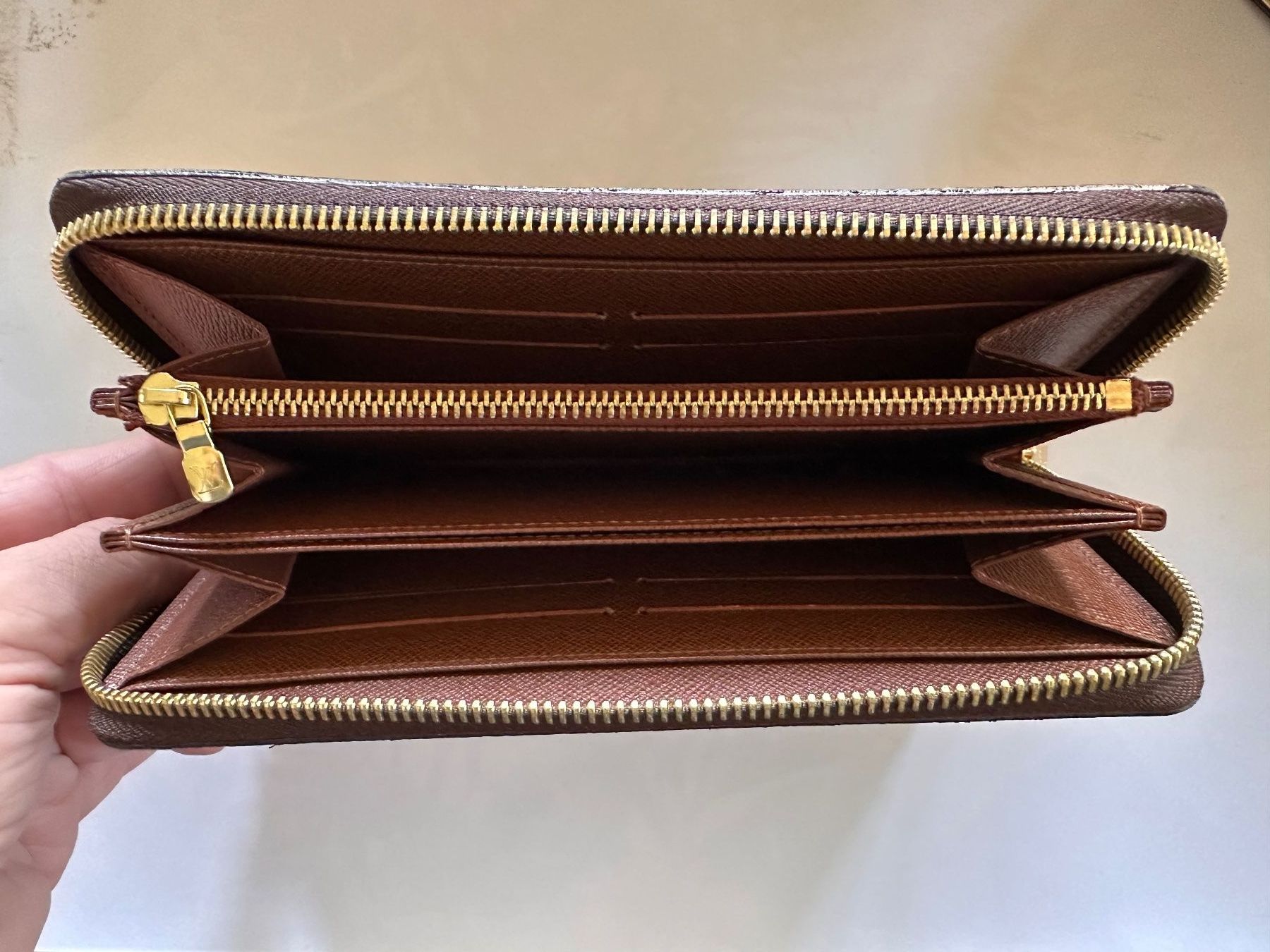 Louis Vuitton Portamonete: Portefeuille Zippy Louis Vuitton – Nuovo e nell'imballaggio originale da Bouveret venduto da seb_rjx8 1