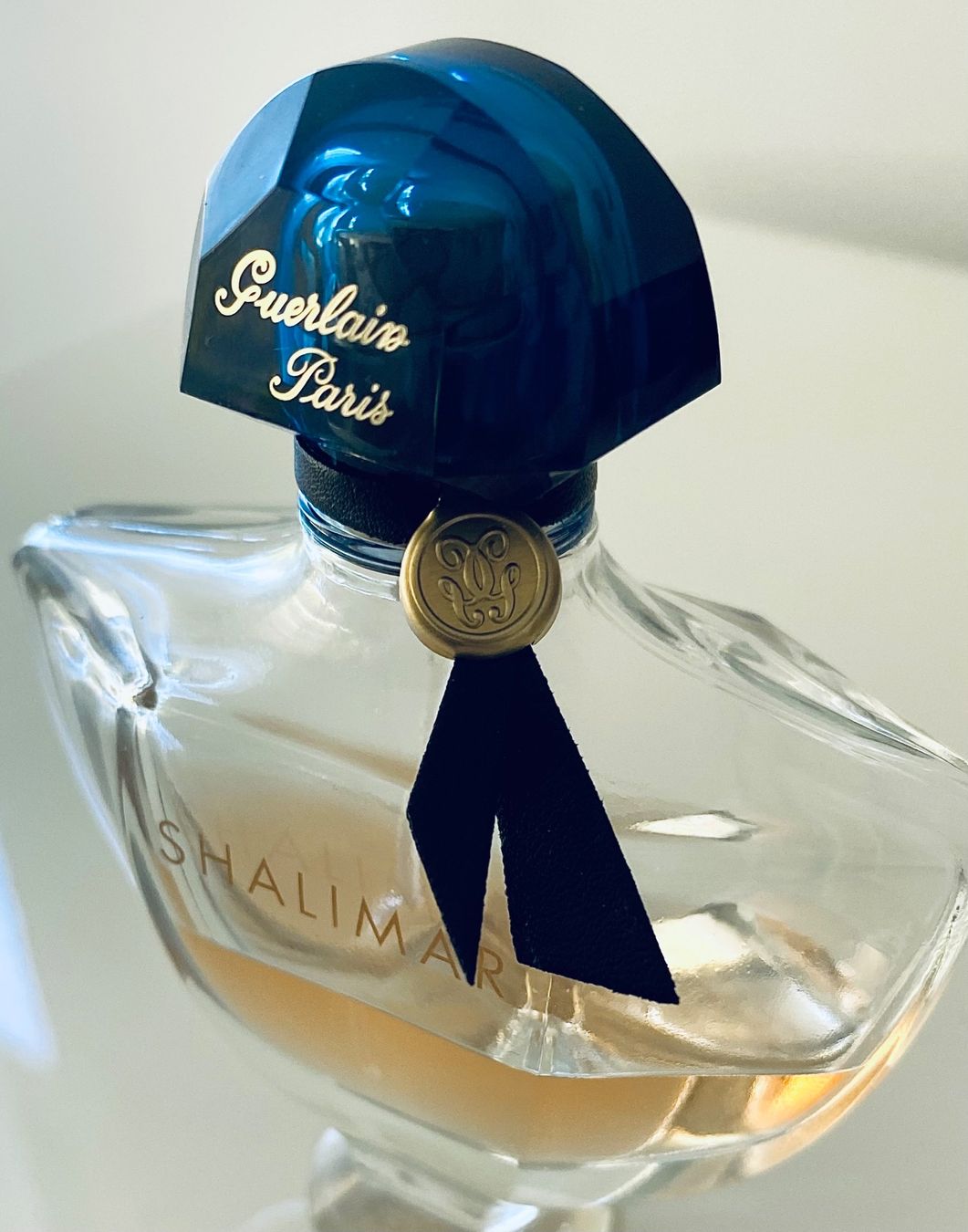 Guerlain Profumi & Eau de Toilette: Shalimar Guerlain Paris 50 ml Eau de Parfum Spray – Usato da Bad Zurzach venduto da ustrade 1