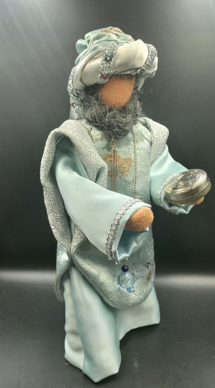 Statuette: Schwarzenberger Krippenfigur, wundervoller König – Nuovo (secondo la descrizione) da Lachen SZ venduto da jimmygoal13 1