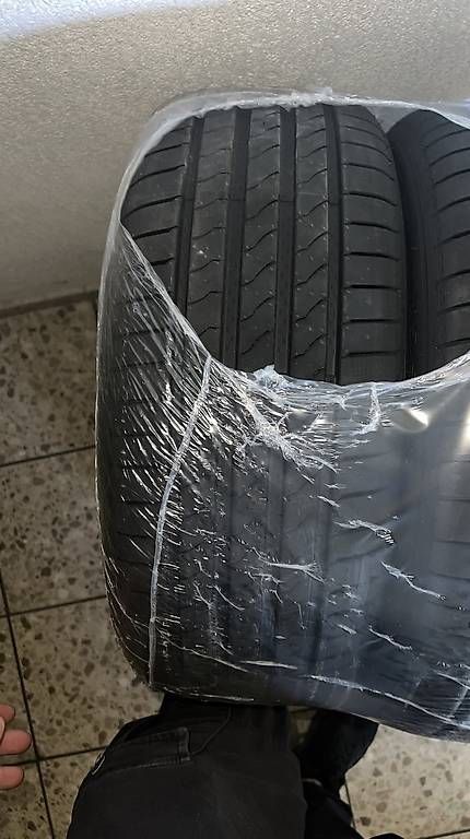 Pneumatici & Ruote complete: Autoreifen neu  – Usato da Löhningen venduto da lia_mdt6 2