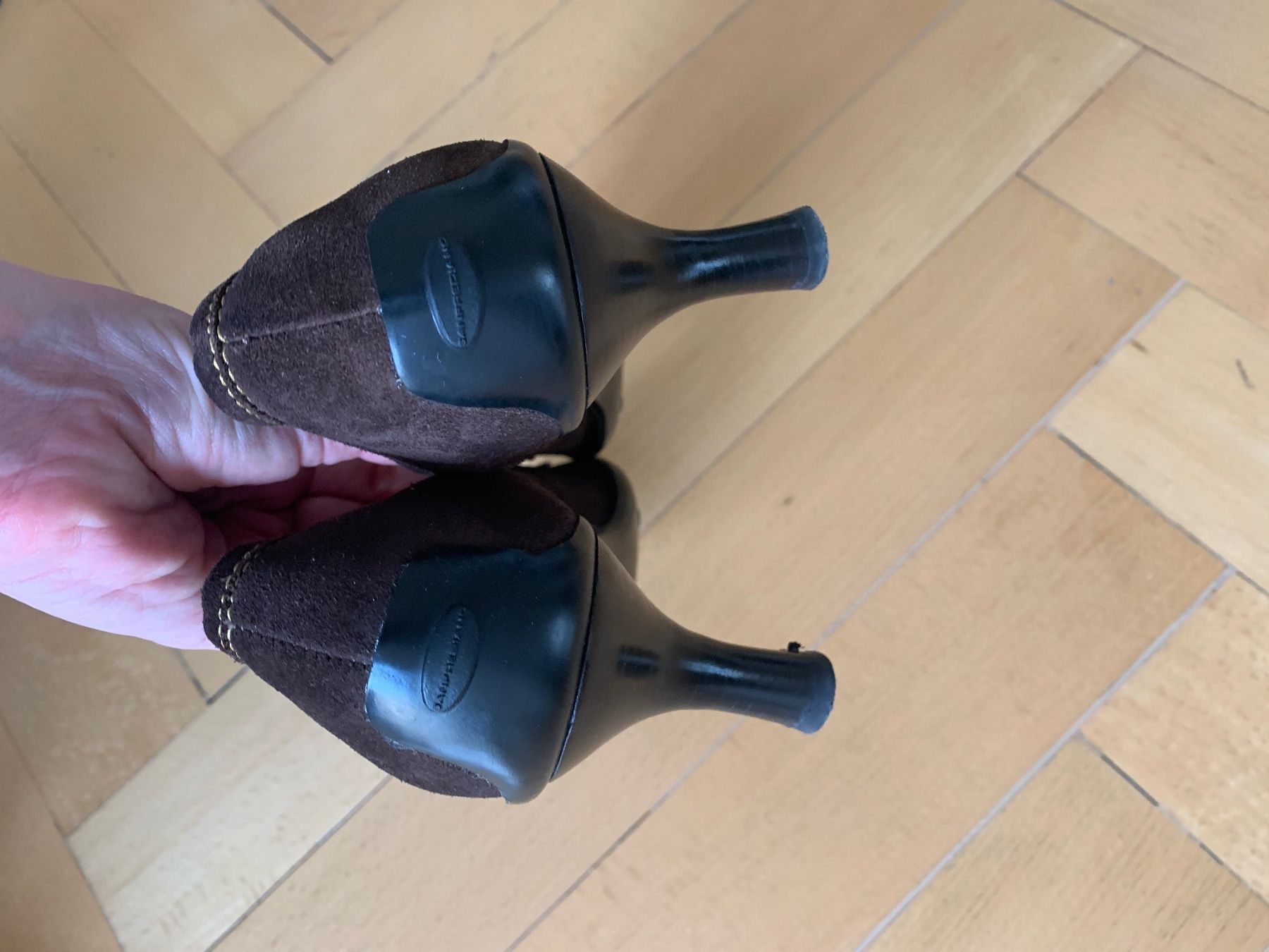 Scarpe da donna: Chaussures tallon suede cuir brun 38 – Usato da Küssnacht am Rigi venduto da FFKA 2