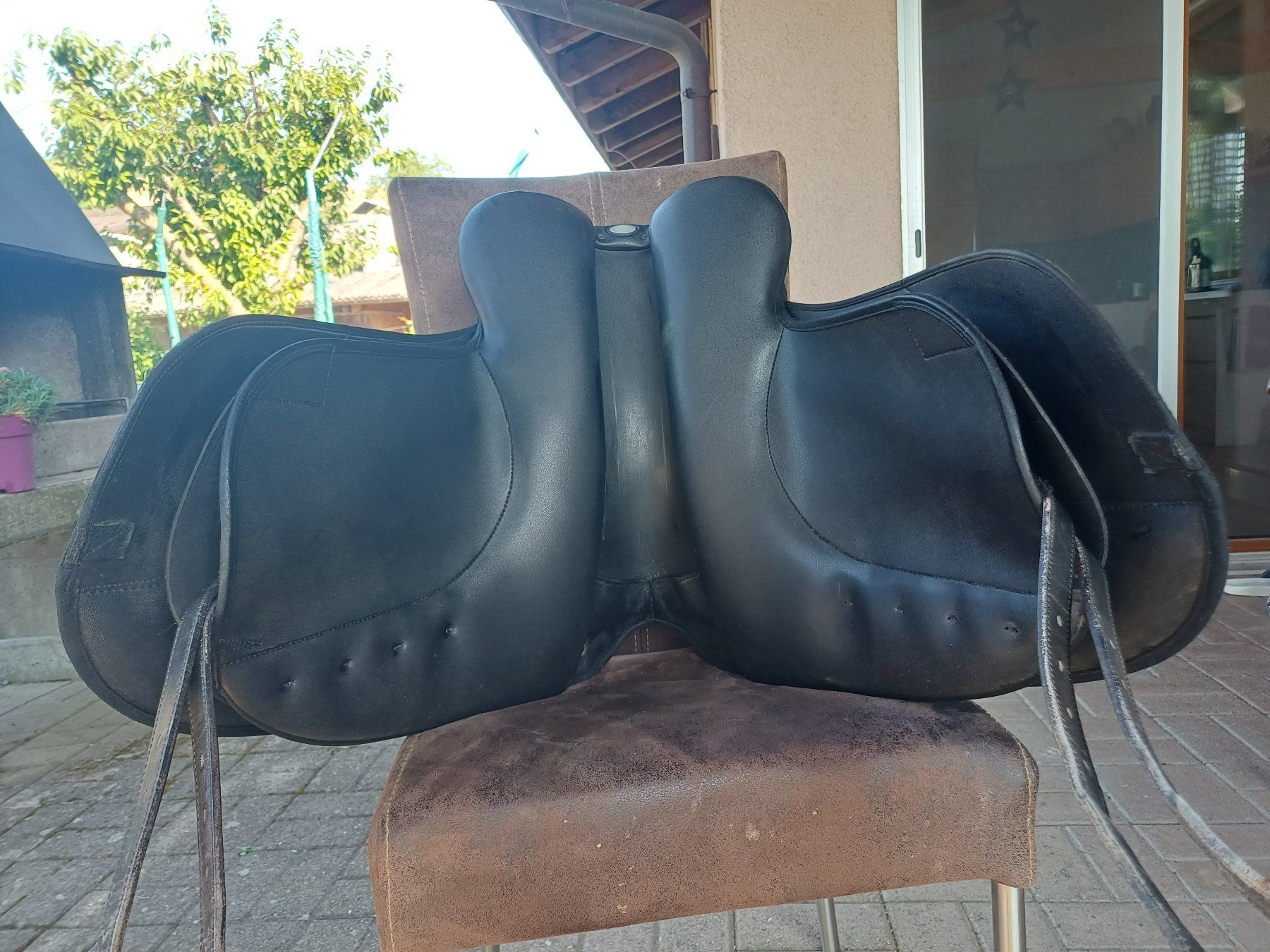 Selles, accessoires: Dressursattel Wintec – D'occasion à Roggliswil par sas_b8c8 2