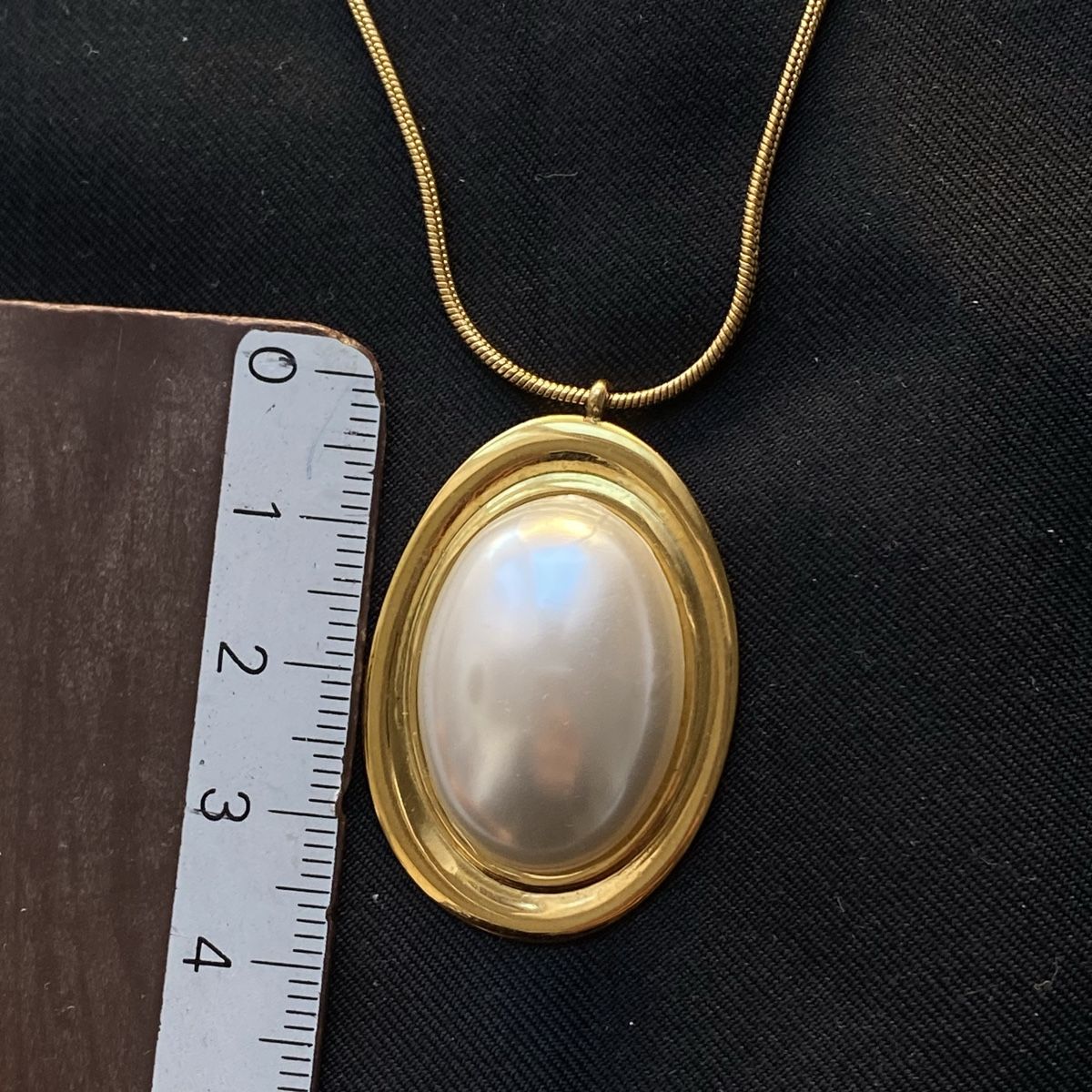 Purelei Catenine: 18KGP Wunderschöne Perle Medaillon Halskette – Nuovo (secondo la descrizione) da Givisiez venduto da dor_xb9k 2