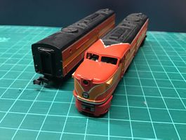 Southern Pacific Lok Set, vintage Spur n Rarität!
